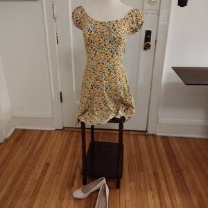 Cozy Sunflower Dress